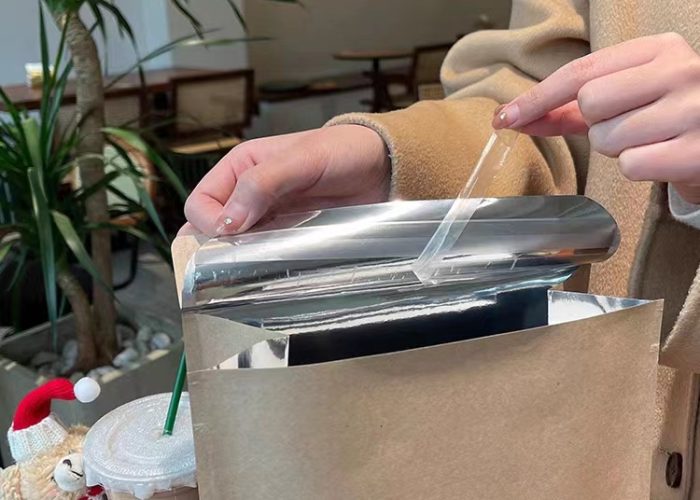  Self-adhesive reusable paper bag